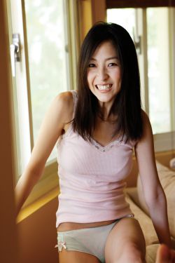 人间水蜜桃三女一男网名