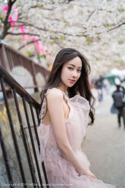 没有穿衣服的歌的mv